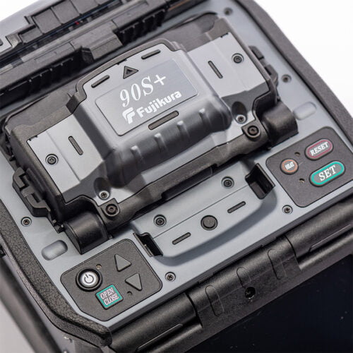 Fujikura 90S+ Cover Closed